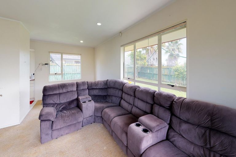 Photo of property in 9 Blowers Place, Flat Bush, Auckland, 2019