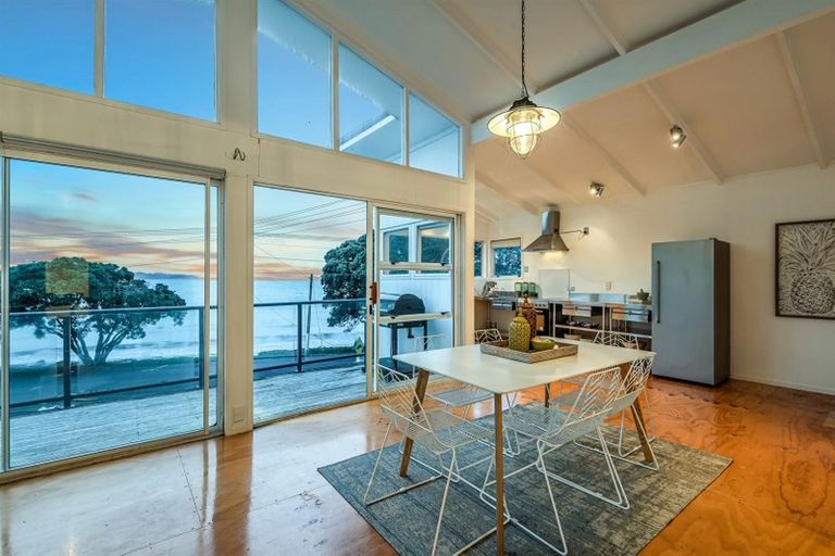 Photo of property in 11 Dalton Road, Snells Beach, 0920