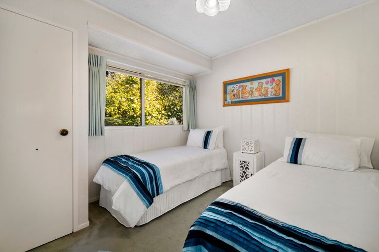 Photo of property in 42 Stapleford Crescent, Browns Bay, Auckland, 0630