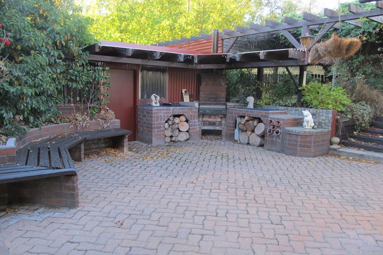 Photo of property in 38 Letts Gully Road, Letts Gully, Alexandra, 9393