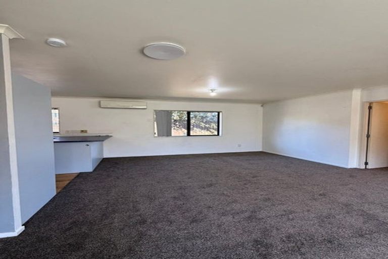 Photo of property in 66 Milson Drive, Papakura, 2110