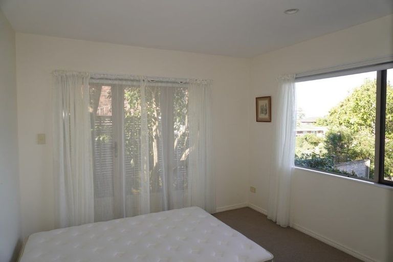 Photo of property in 1b Brighton Terrace, Mairangi Bay, Auckland, 0630