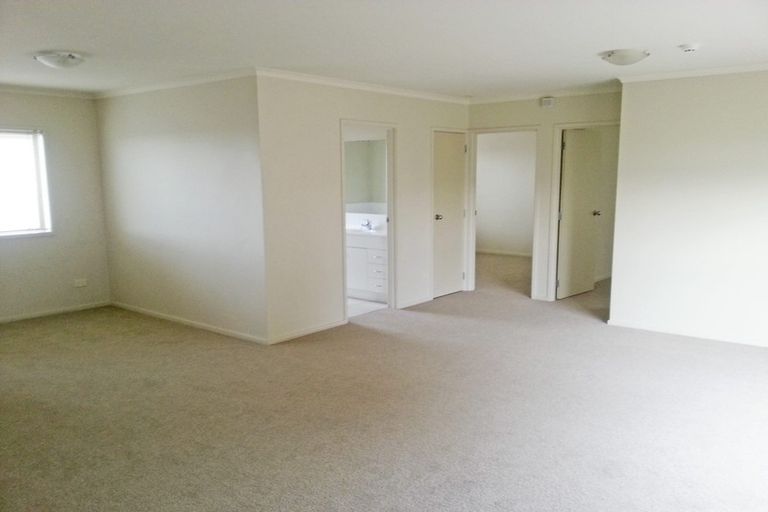 Photo of property in St Claire Village, 177/172 Mcleod Road, Te Atatu South, Auckland, 0610