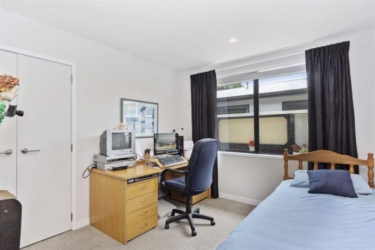 Photo of property in 86 Saint Pauls Drive, Brookfield, Tauranga, 3110