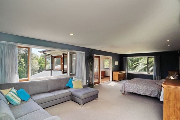 Photo of property in 242 Main Road, Moncks Bay, Christchurch, 8081
