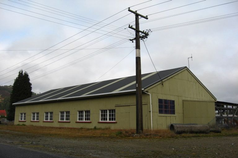 Photo of property in 4 Bridge Street, Reefton, 7830