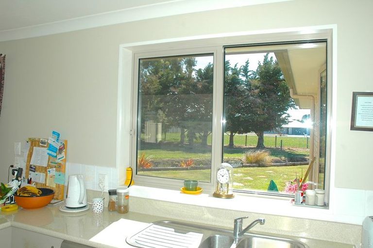 Photo of property in 24 Morris Road, Amberley, 7410