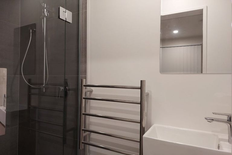 Photo of property in 37 Hinonga Loop, Silverdale, 0932