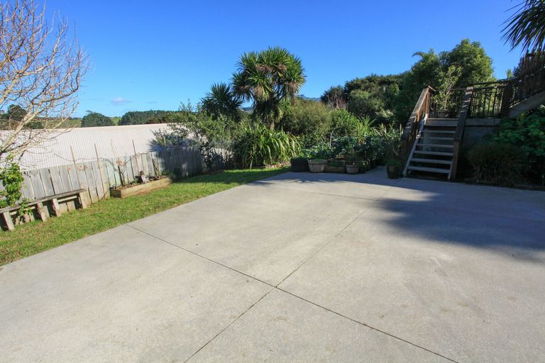 Photo of property in 11 Robertson Street, Raglan, 3225