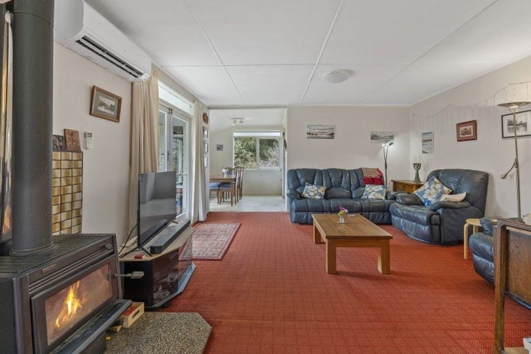 Photo of property in 26 Lee Road, Hannahs Bay, Rotorua, 3010