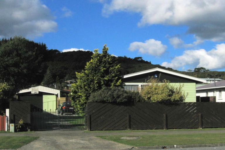 Photo of property in 14 Meremere Street, Wainuiomata, Lower Hutt, 5014