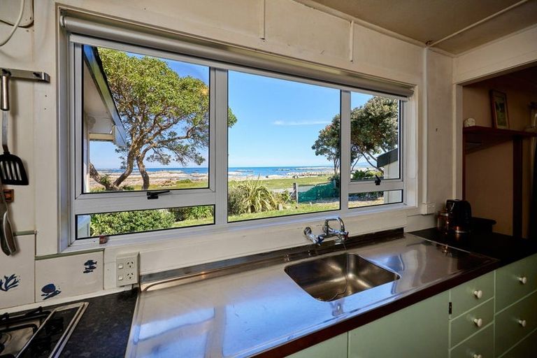 Photo of property in 1 Kaka Road, South Bay, Kaikoura, 7300
