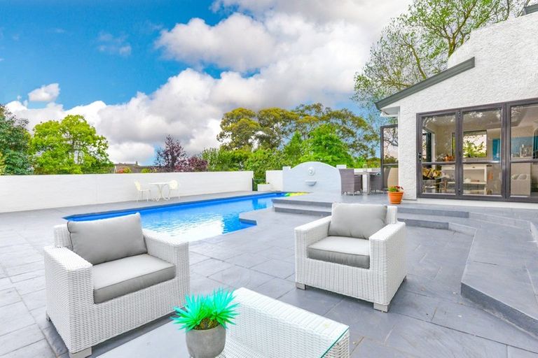 Photo of property in 83 Lane Road, Havelock North, 4130