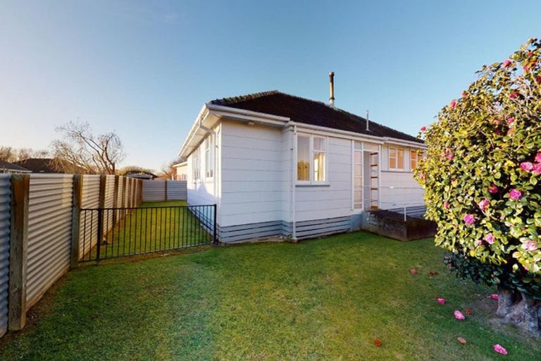 Photo of property in 4a Warwick Place, Awapuni, Palmerston North, 4412