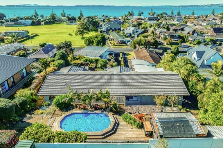 Photo of property in 24 Mccrystal Avenue, Bucklands Beach, Auckland, 2012