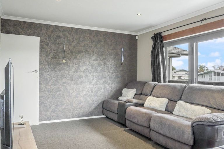 Photo of property in 28 Tennyson Drive, Owhata, Rotorua, 3010