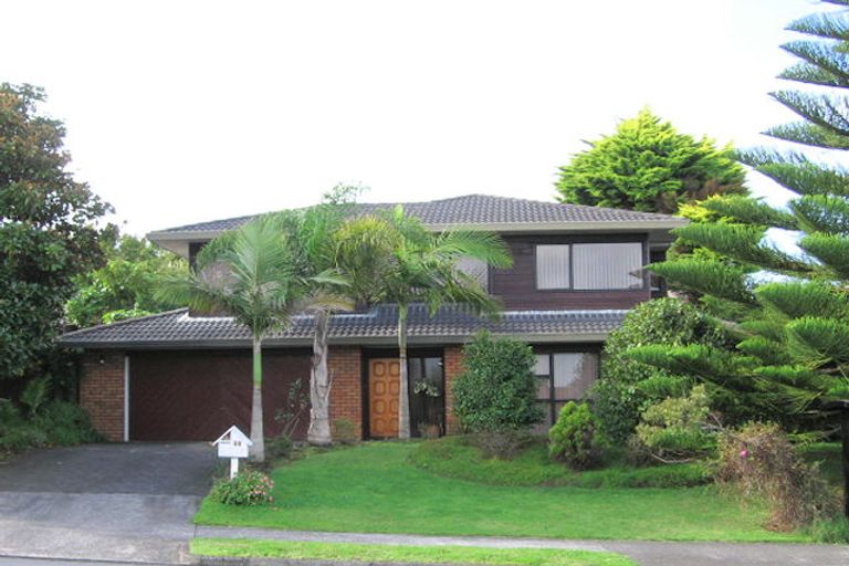 Photo of property in 96 Prince Regent Drive, Half Moon Bay, Auckland, 2012