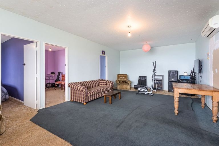 Photo of property in 184 Major Hornbrook Road, Mount Pleasant, Christchurch, 8081