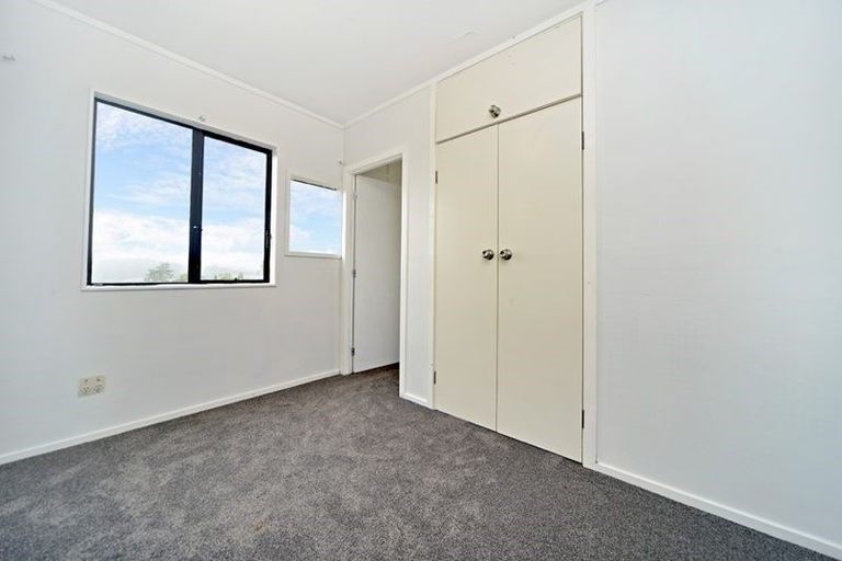 Photo of property in 25 Hillcrest Road, Hatfields Beach, Orewa, 0931