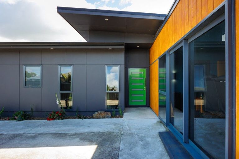 Photo of property in 300 Cambridge Avenue, Ashhurst, 4810