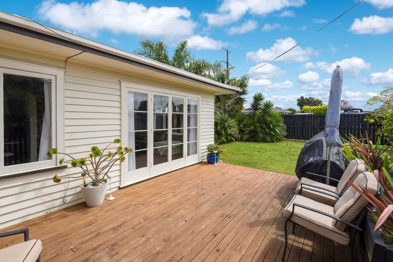 Photo of property in 1/450 Great South Road, Opaheke, Papakura, 2113