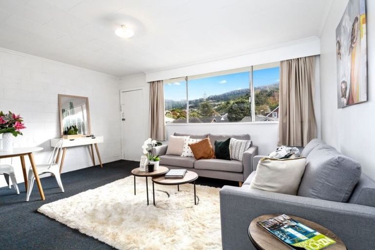 Photo of property in 4/246 Main Road, Tawa, Wellington, 5028