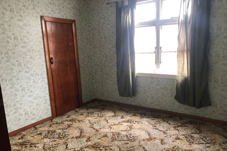 Photo of property in 106 Shamrock Street, Takaro, Palmerston North, 4412