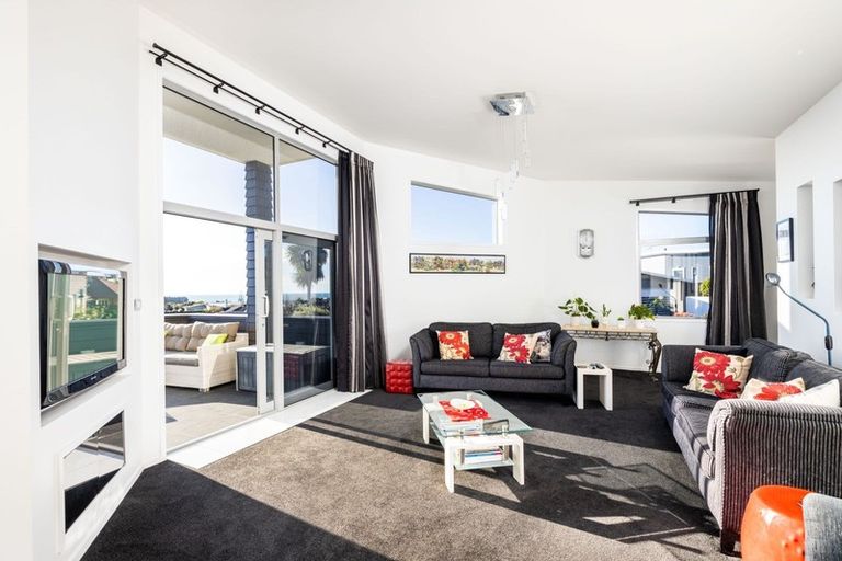 Photo of property in 6 Sunset Street, Bell Block, New Plymouth, 4312