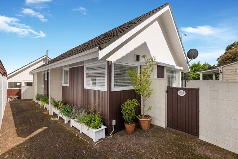 Photo of property in 4/55 Cook Street, Howick, Auckland, 2014