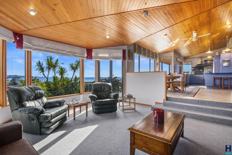 Photo of property in 8 Gibbs Road, Collingwood, 7073