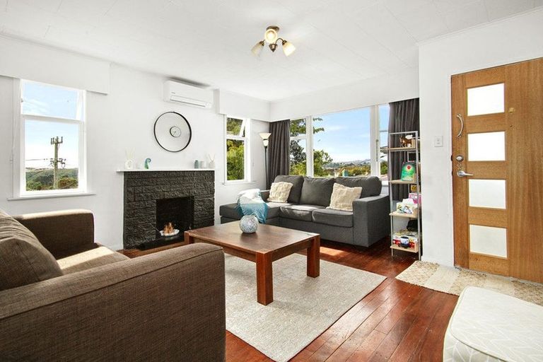 Photo of property in 47 Bedford Street, Cannons Creek, Porirua, 5024
