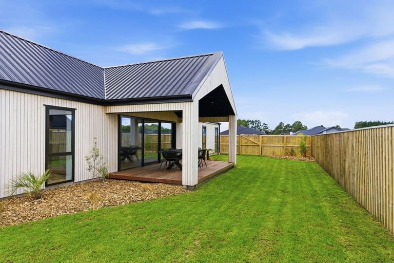 Photo of property in 94 Ridgeland Way, West Melton, 7618