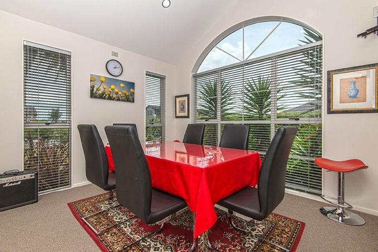 Photo of property in 11 Clady Drive, Flat Bush, Auckland, 2019