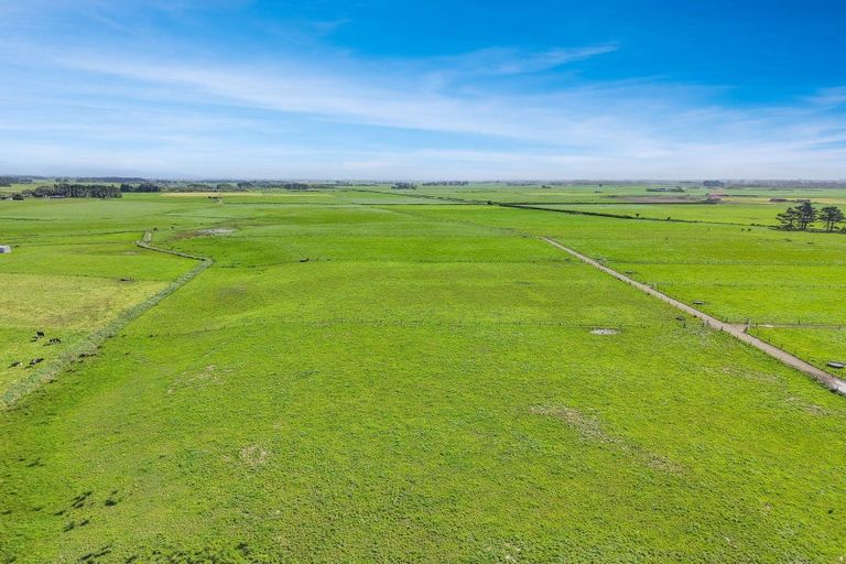 Photo of property in 158 Akers Road, Linton, Palmerston North, 4472