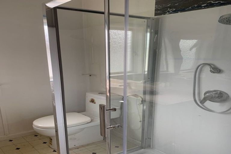 Photo of property in 690 Great North Road, Grey Lynn, Auckland, 1021