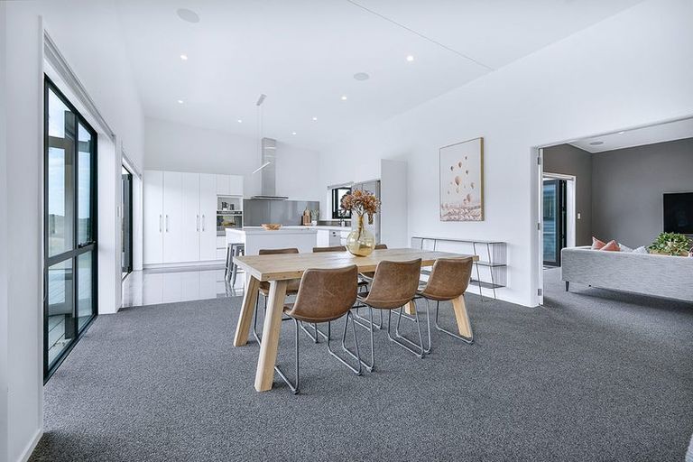 Photo of property in 224 Baverstock Road, Grandview Heights, Hamilton, 3200