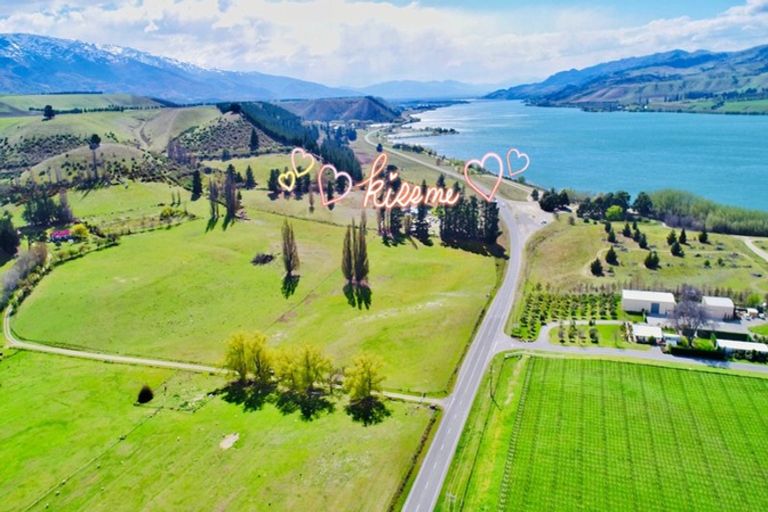 Photo of property in Glenstrae, 133 Luggate-cromwell Road, Cromwell, 9384