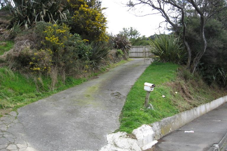 Photo of property in 47 Karaka Street, Wainuiomata, Lower Hutt, 5014