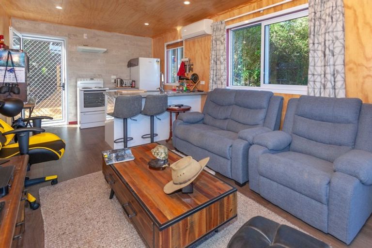 Photo of property in 185 Paku Drive, Tairua, 3508