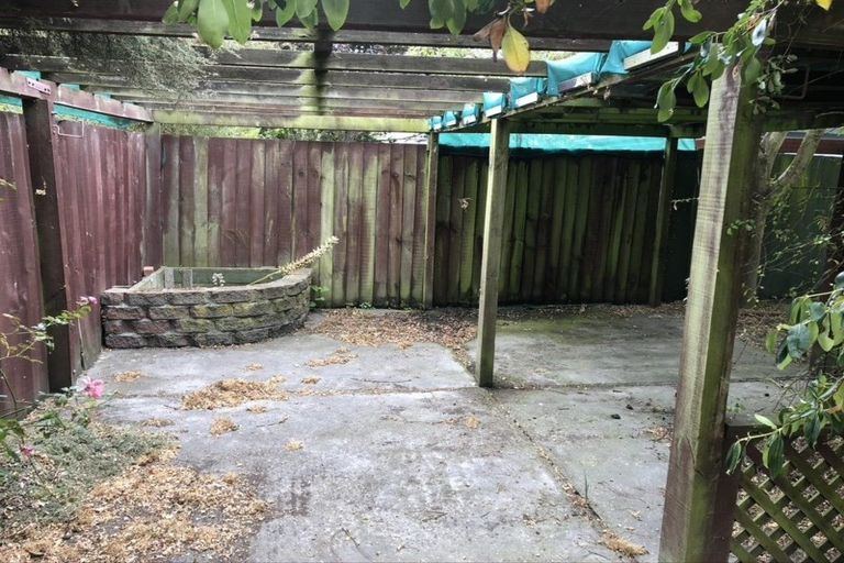 Photo of property in 77 Kotuku Crescent, Woolston, Christchurch, 8023