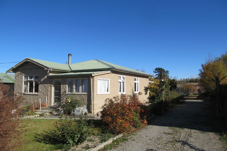 Photo of property in 3 Plunket Street, Omakau, 9376