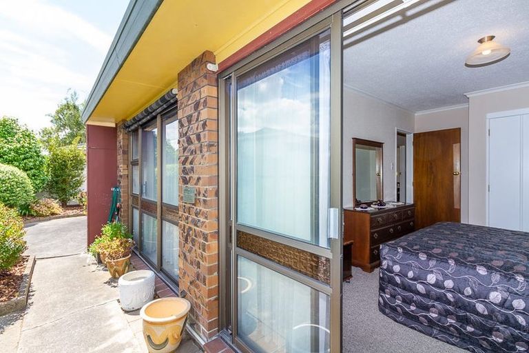 Photo of property in 15 Aintree Crescent, Awapuni, Palmerston North, 4412