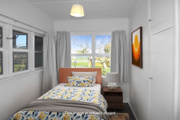 Photo of property in 27 Roore Street, Foxton Beach, Foxton, 4815