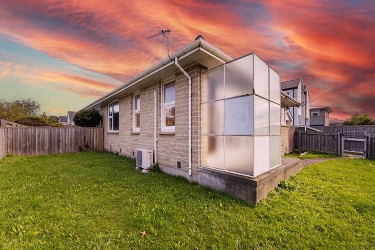 Photo of property in 1/180 Edgeware Road, Edgeware, Christchurch, 8013