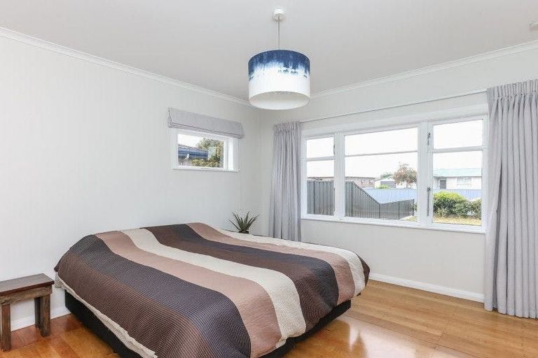 Photo of property in 9a Flanders Avenue, Onekawa, Napier, 4110