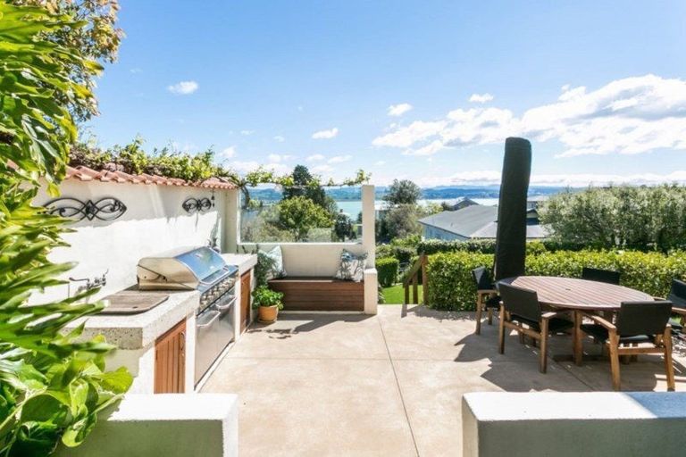 Photo of property in 22 Coleman Terrace, Hospital Hill, Napier, 4110