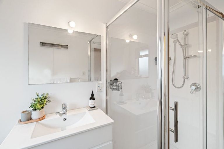 Photo of property in 3/11 Owens Terrace, Upper Riccarton, Christchurch, 8041