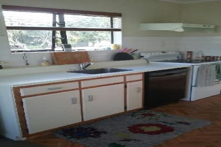 Photo of property in 38b Lindis Place, Mangere Bridge, Auckland, 2022