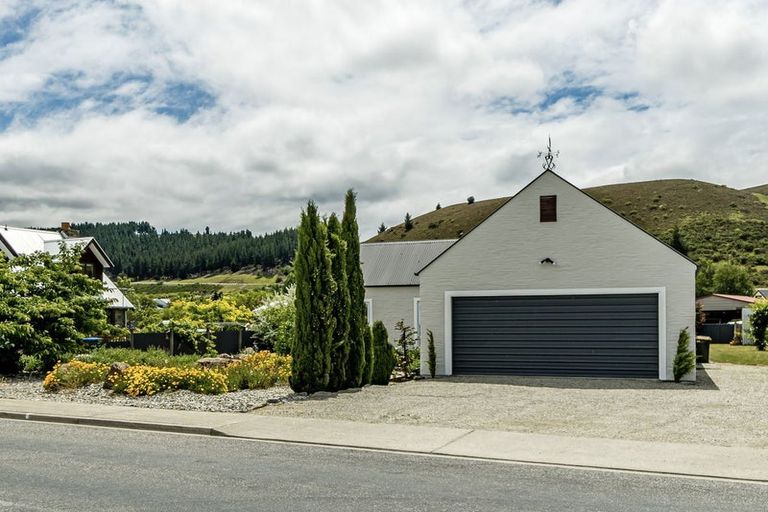 Photo of property in 142 Hazlett Street, Clyde, 9330