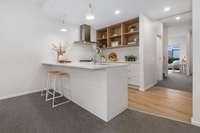 Photo of property in 81 Hokioi Drive, Kenepuru, Porirua, 5022